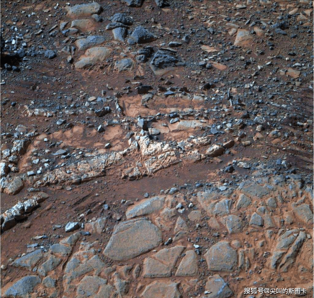 月背样品中首次发现晶质赤铁矿 来自搜狐网