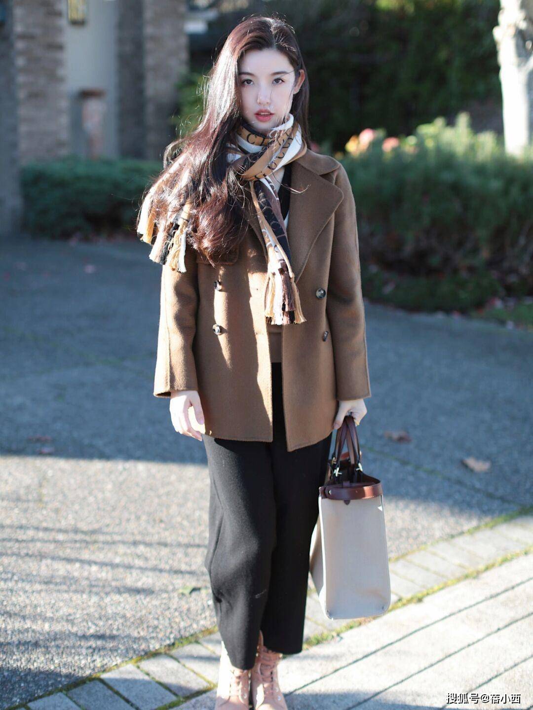 颜色 今年拥有这4件“短外套”，并掌握搭配技巧，拉开与普通人的距离