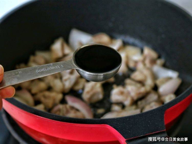 水流量|这样在家制作羊肉焖饭，吃起来味道不错