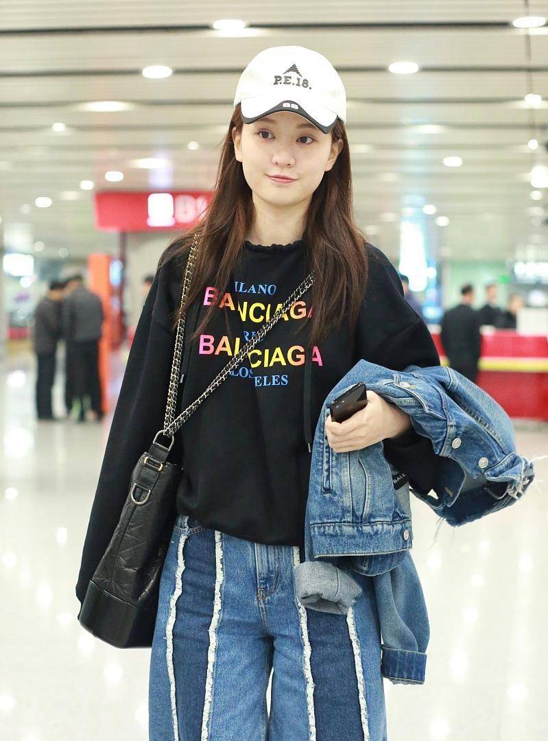 卫衣 阔腿裤也太好穿了!学学时髦精这样搭配,看着简单却很上档次