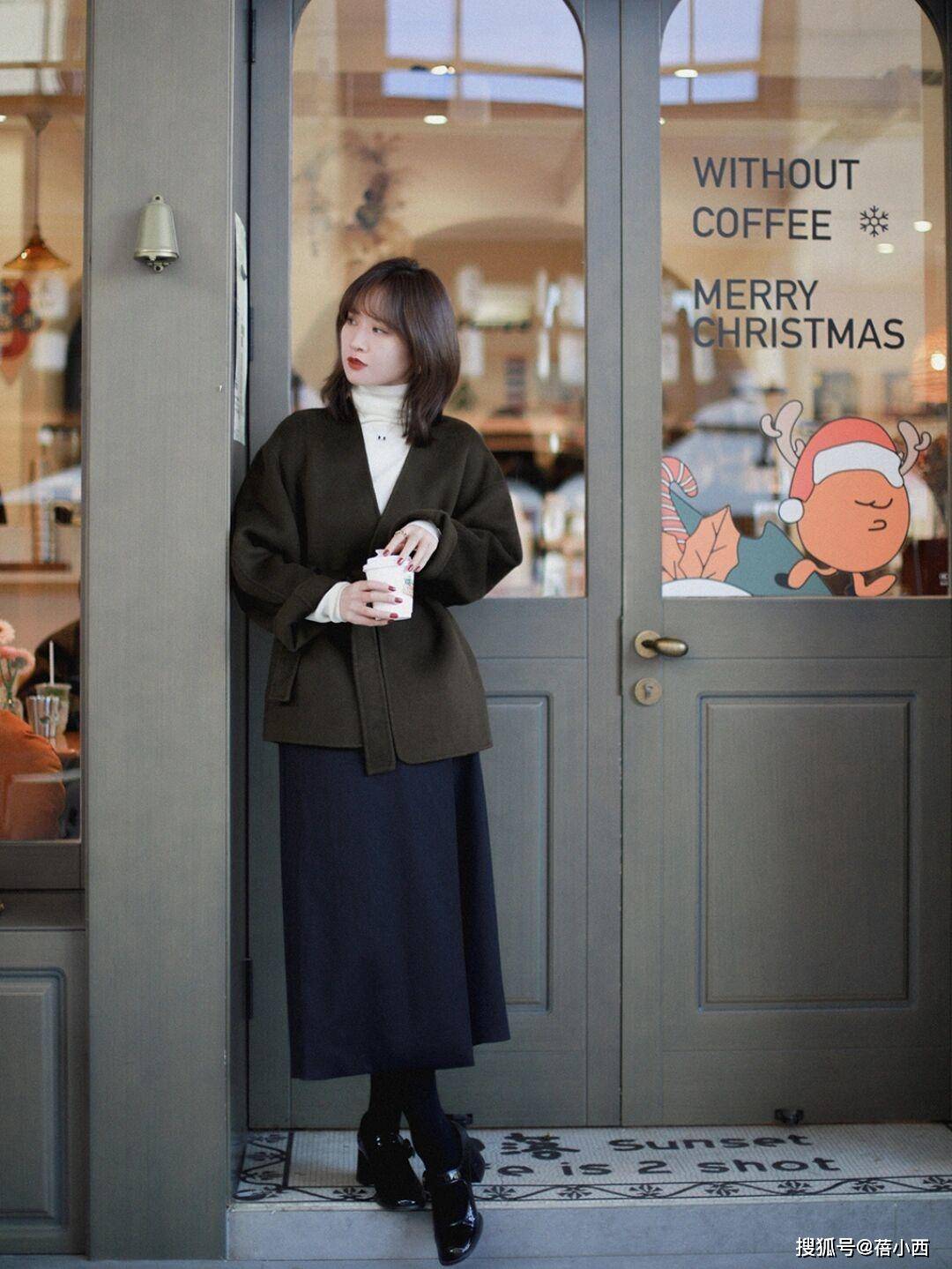 颜色 今年拥有这4件“短外套”，并掌握搭配技巧，拉开与普通人的距离