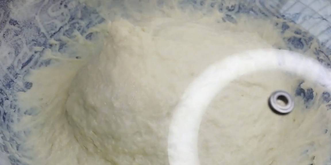 做法|早餐试试这样做,不用揉不用擀,筷子搅一搅,出锅香甜松软,真香