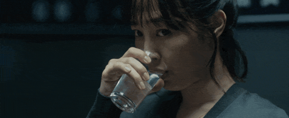 剧情|为什么翻拍后的《门锁》没那么吓人了？