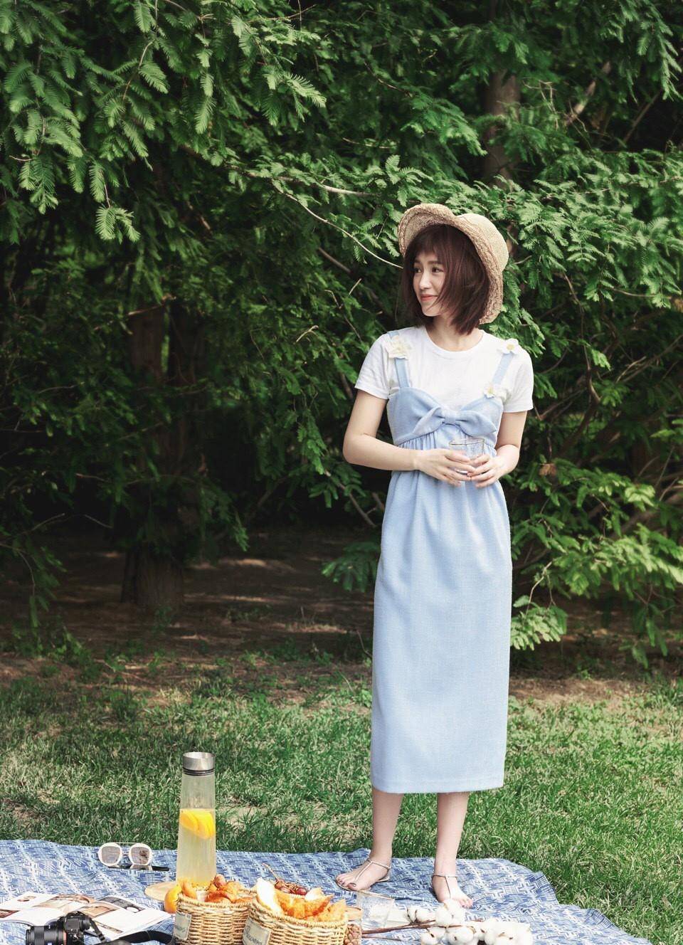 因为|《新神雕侠侣》她是小龙女的师祖，今穿格纹连体裤，戴草帽超甜美