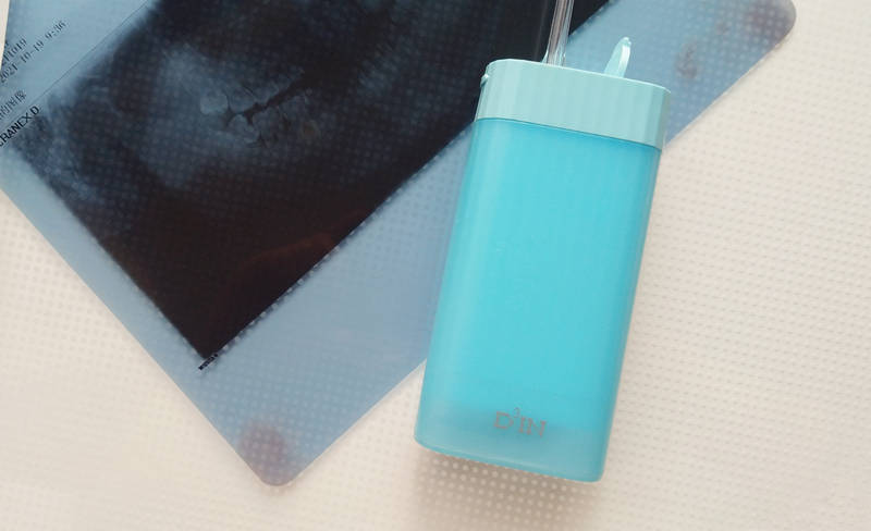 水箱|深层清洁牙齿，保持口腔健康，小米生态铟立方便携式冲牙器体验