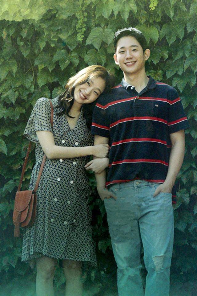 金高银穿白裙清新甜美,丁海寅休闲装儒雅帅气,高颜值cp配一脸