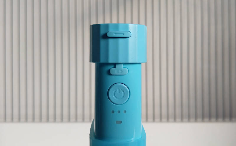 水箱|深层清洁牙齿，保持口腔健康，小米生态铟立方便携式冲牙器体验