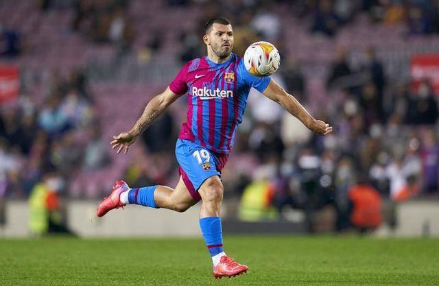 阿圭罗接近退役?心脏问题恐成最大原因,世界杯阿根廷或痛失大将_巴萨