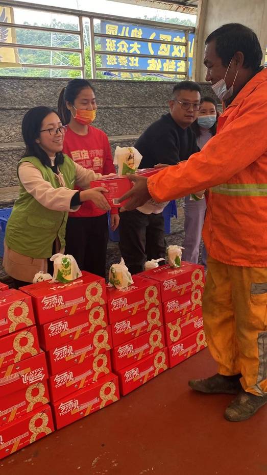 活动|真功夫东莞100家门店支持环卫工人爱心早餐