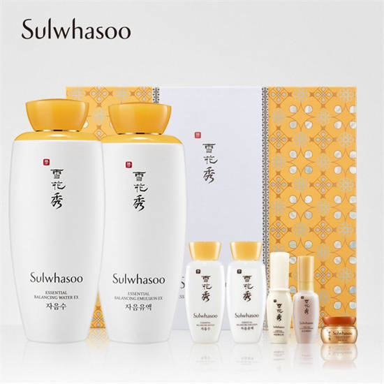 护肤品25岁以上用什么护肤品效果好 真实评测美白补水抗衰老护肤品套装