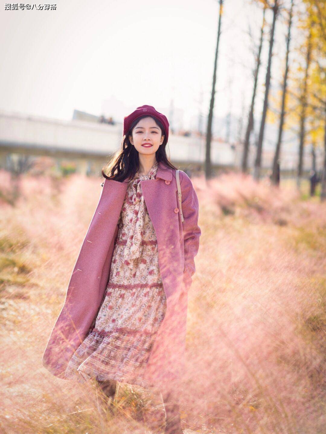 黑色 冬天穿大衣最好选这几个颜色,温柔显白不挑人,黑黄皮也能驾驭