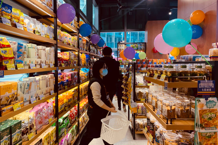 塔利亚|新店开业取得颇高的营收 卡塔利亚进口超市助你实现财富梦想!