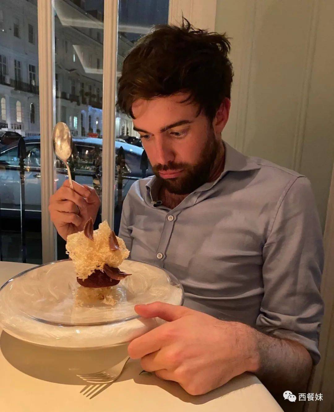 因为|迪士尼首部同性角色电影上映 大家却不买单?!