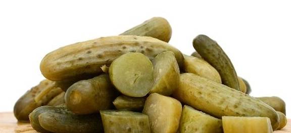 肝脏|这2个习惯是伤肝“加速器”，身体有2红、2痛，快查肝功能