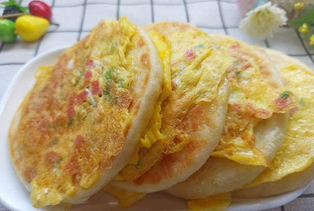 葱花|早上花几分钟给家人做道美味早餐饼，做法简单，鲜香美味，超好吃