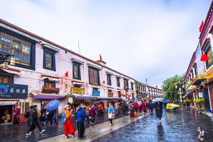 色拉寺|拉萨旅游这8个地方，隐藏着众多历史文化遗产，一生值得去一次