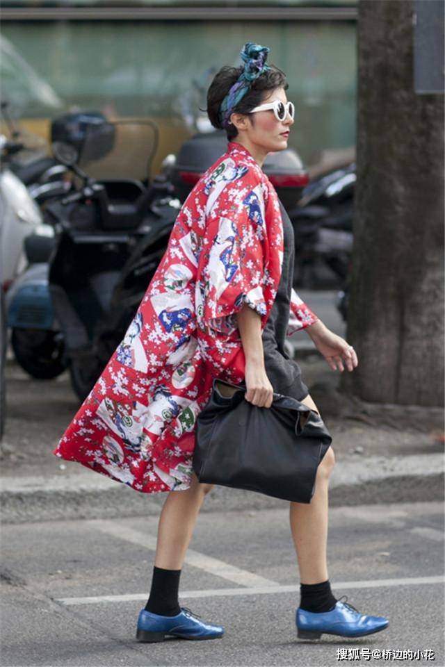 瞬间 女人过儿40岁，无论是穿裙子还是裤子，少搭这3双鞋，免得显腿粗