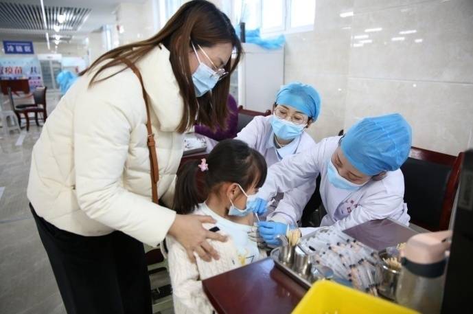 家长|定边县为4.3万余名适龄儿童接种新冠疫苗
