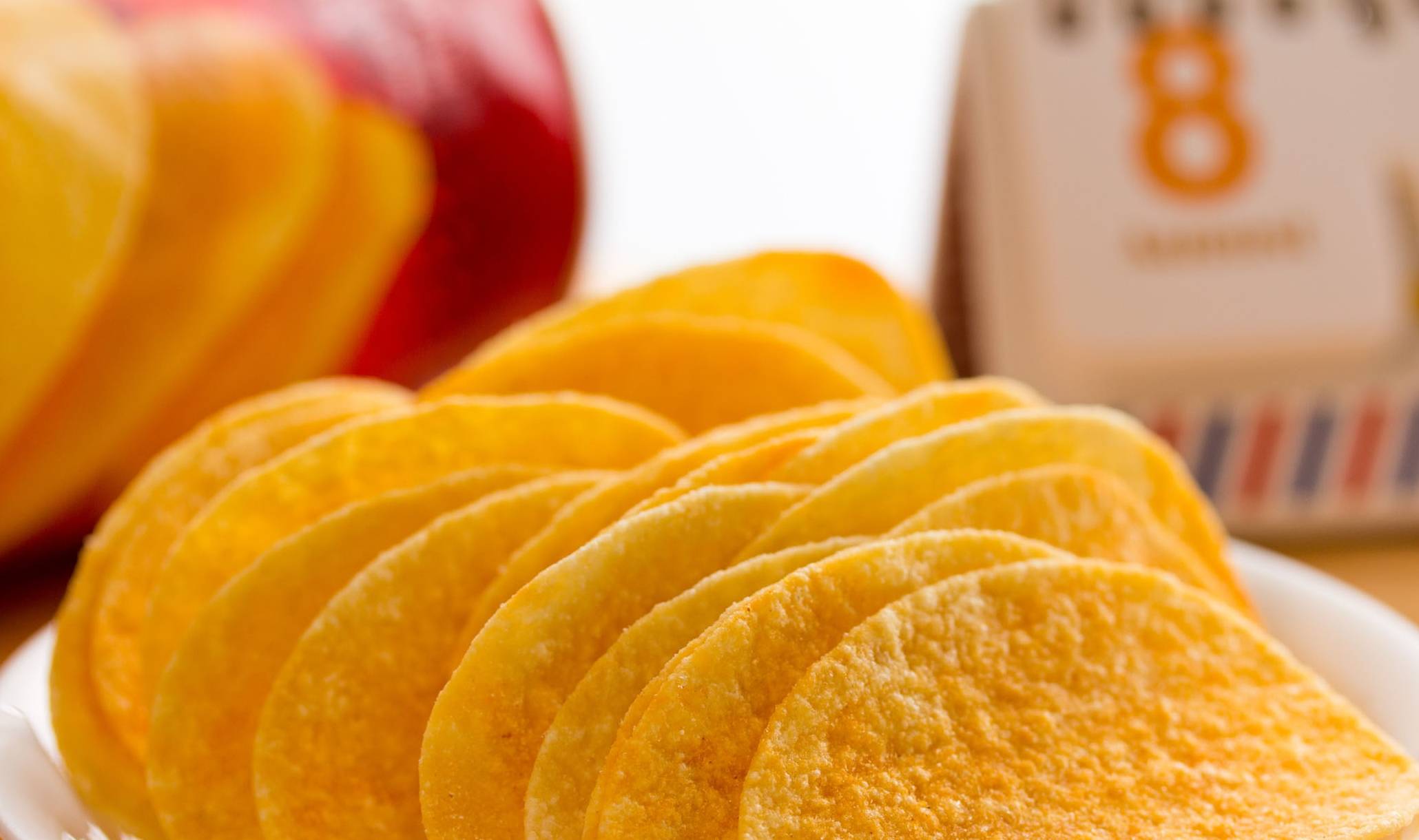 食品|这5类零食还在给孩子吃?都上“黑名单”了,家长:刚给孩子买过