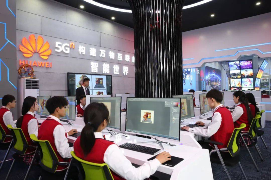 网络技术学校去哪找 ce055cd09fb04735b420bd8f8f8041df.jpeg