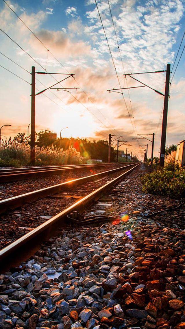 原创也该留给自己.暗恋最伟大的行为,是成全