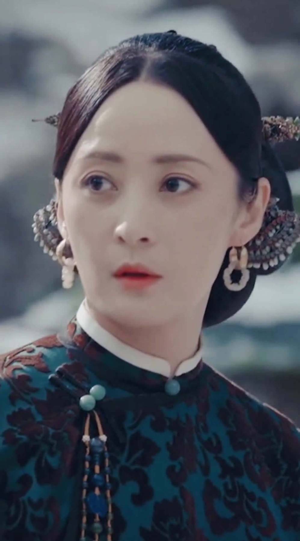 亲晒视频澄清,态度诚恳获赞_蒋勤勤回应猫咪食物中毒死亡情节_拍摄时