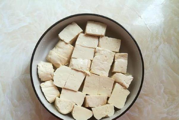 炖豆腐怎样让豆腐入味 7caac52a928b43a699860ffd55b54281.jpeg