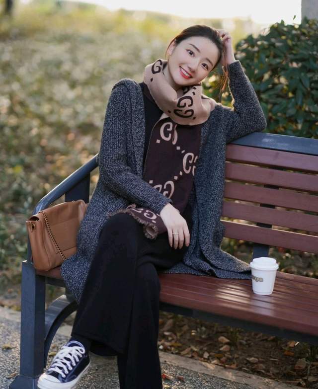 配饰 学会穿搭太重要了,3个穿搭技巧,让你轻轻松松在冬天里变美