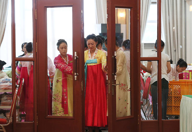 朝鲜婚俗：婚宴吃什么？花多少钱？结婚穿什么？