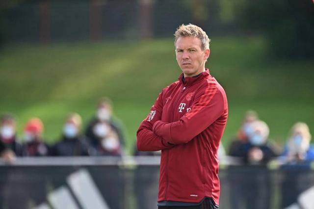 沃恩斯称纳帅的难题是"本土帮",屈桑斯可以成为托纳利的替补