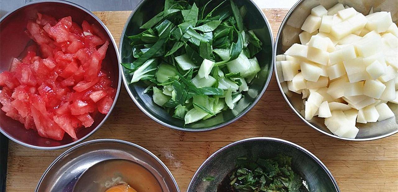 暖胃|早餐别将就，早起十分钟就能做，热乎乎的一碗，营养又暖胃