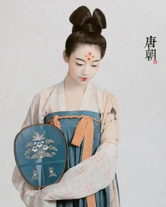胭脂各个朝代妆容大集合：汉朝素雅，六朝婉丽，盛唐时期美呆了