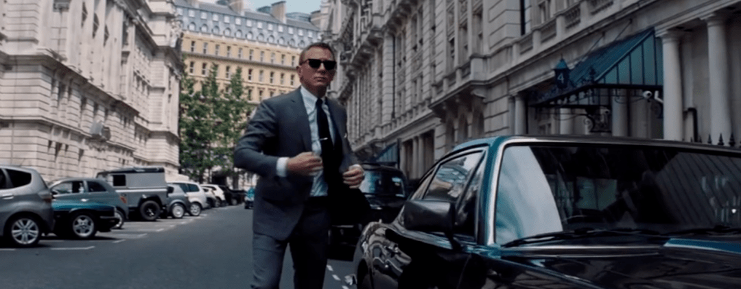 安娜·德·阿玛斯|是时候跟“007”说再见了！