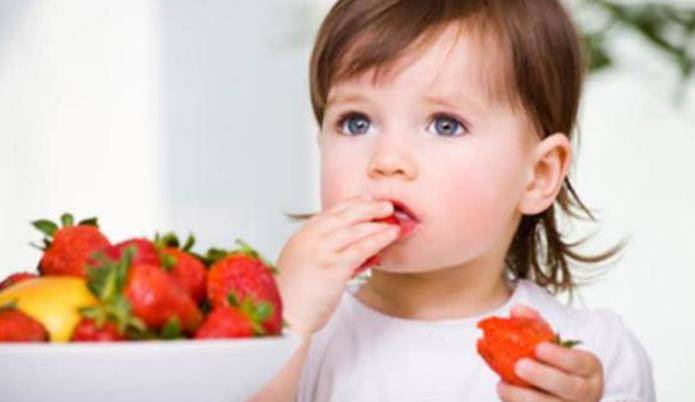 为什么孩子对薯条、炸鸡百吃不厌，可是吃口蔬菜比吃药还难