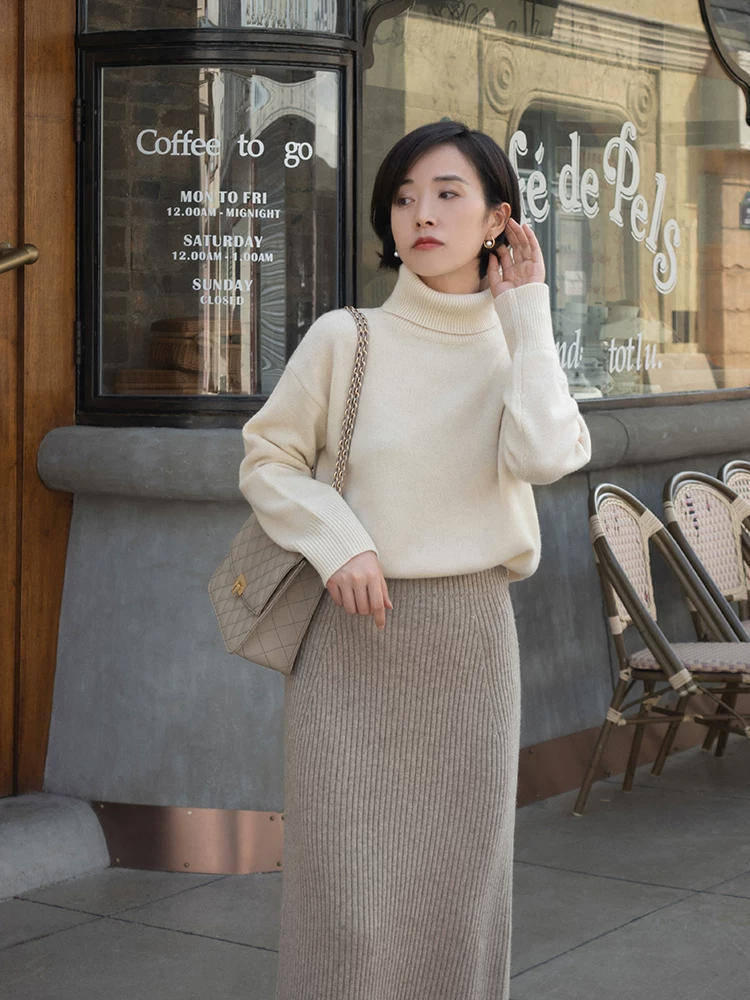 黑色 博主示范告诉你,为什么你穿毛衣不好看,尝试这样穿,简约优雅