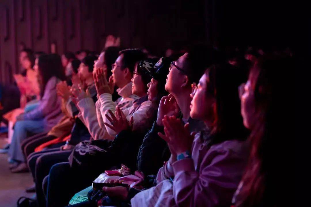 rocker|听说成都的脱口秀不好笑?