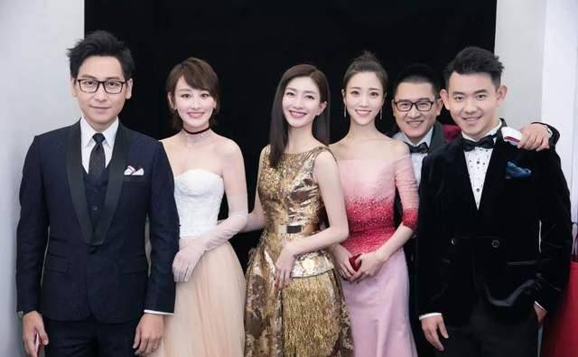 眼睛自带忧郁气质的女星，我只服这4位！不仅长得美，眼神还有故事感