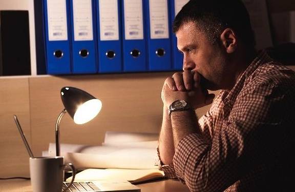 肾脏|医生:3大伤肾行为尽量少做,可能是尿毒症“加速剂”,肾友须知