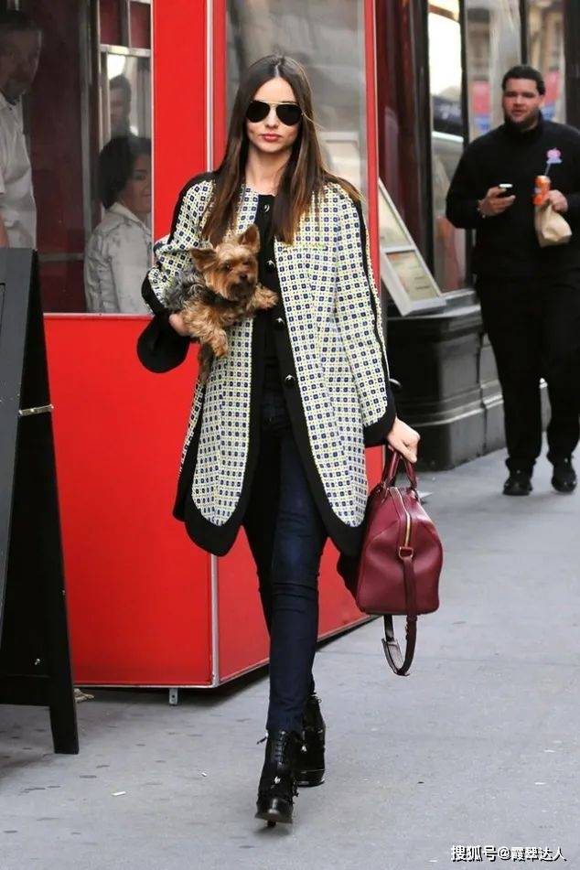 高手 配色玩的是技术!3种高级“配色穿搭”方案,一步速成变色彩高手