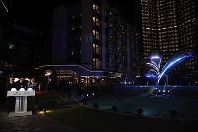 马兴文国际级跨界艺术家马兴文“同根心”大型雕塑盛大揭幕