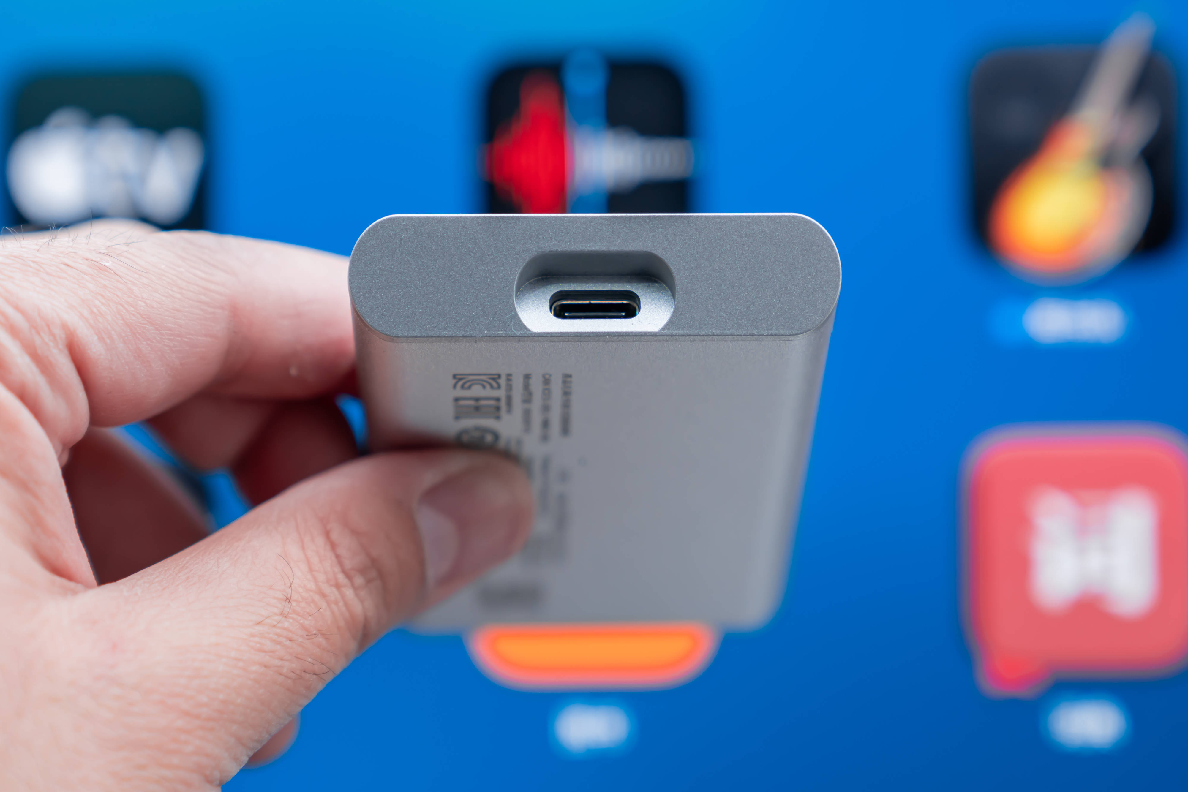 MacBook Pro 2021 有哪些好看实用的软件和配件，我来告诉你