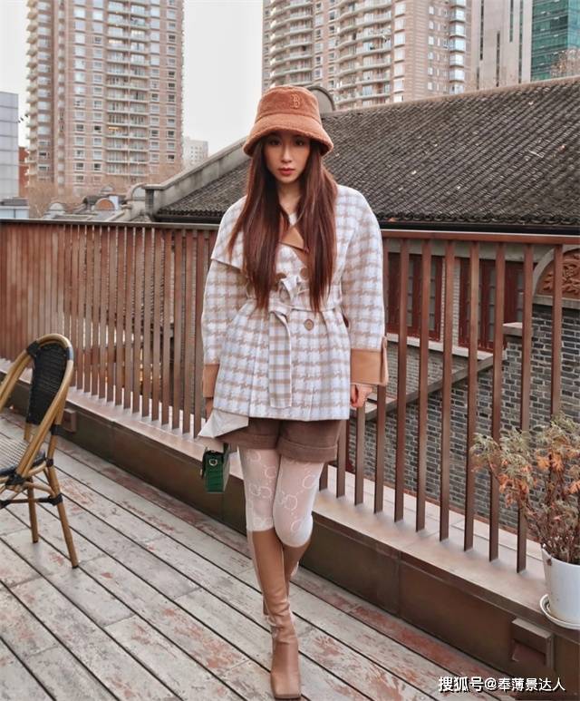 色调 廉价感毁了多少女生?穿丝袜记住“3要3不要”,尤其第1种,太假