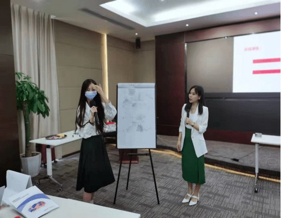 吴涵老师房企自救应戒急用忍方能行稳致远