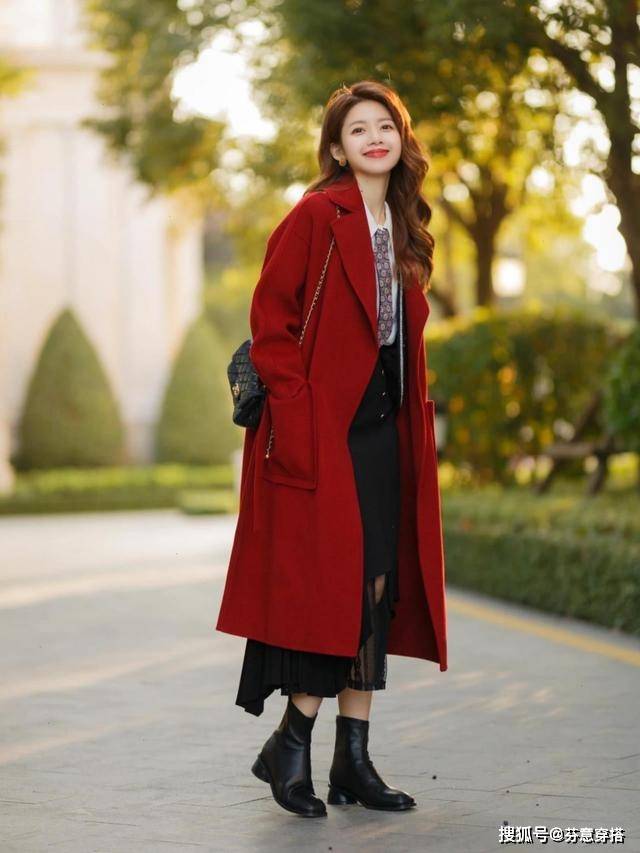 身材 秋冬，如何把“大衣”穿出轻奢感？一要选对款式，二要配对内搭