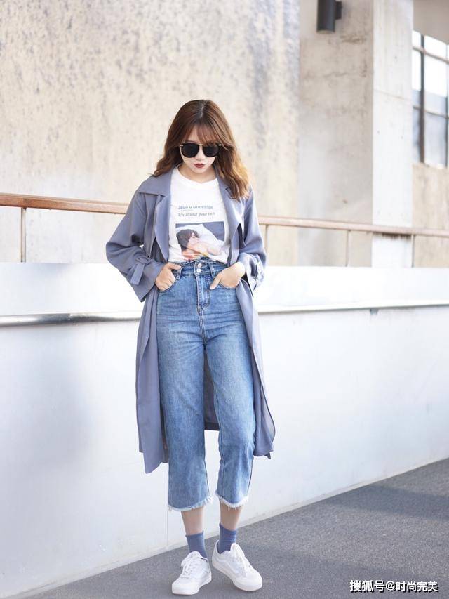 身材 初秋穿“风衣”该如何搭配?学会这两个穿搭技巧,穿出时髦感!