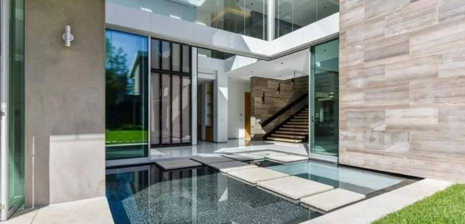 血亏500万知名富二代甩卖洛杉矶豪宅抵押还债曾就读哈佛挥霍无度