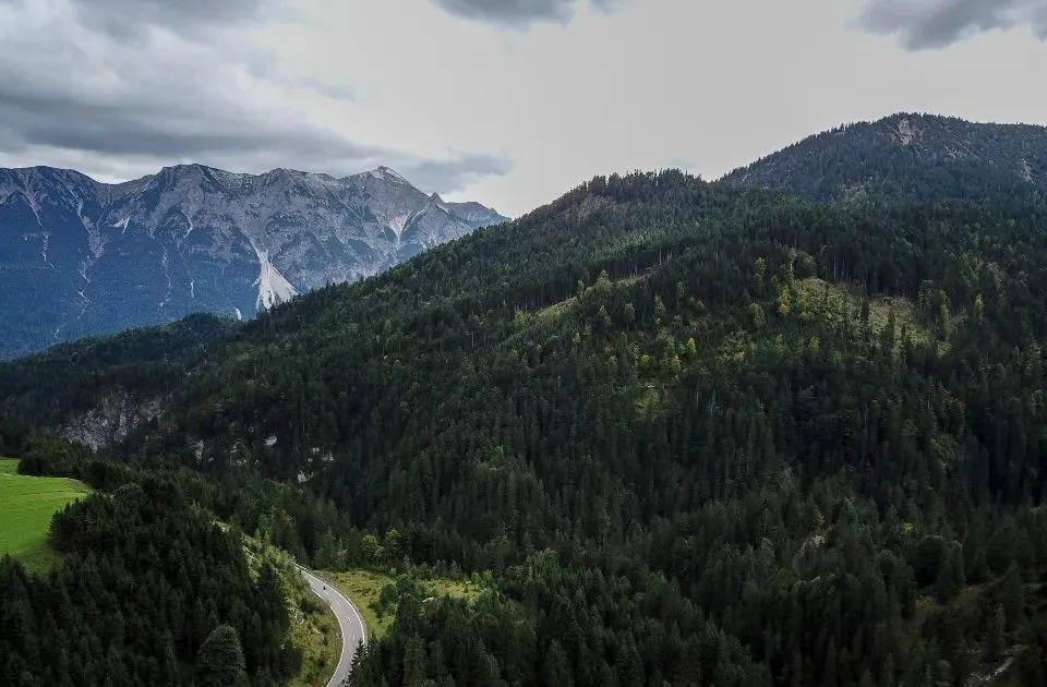 液晶面板价格涨涨跌跌,彩电企业2022年日子继续难过-家电圈官网