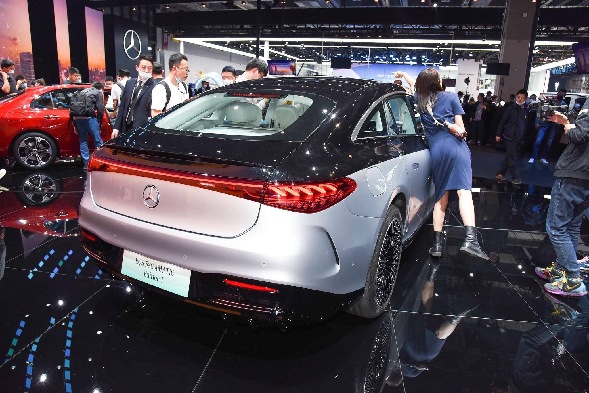 旗舰纯电动轿车奔驰eqs有望12月17日上市最高续航770km