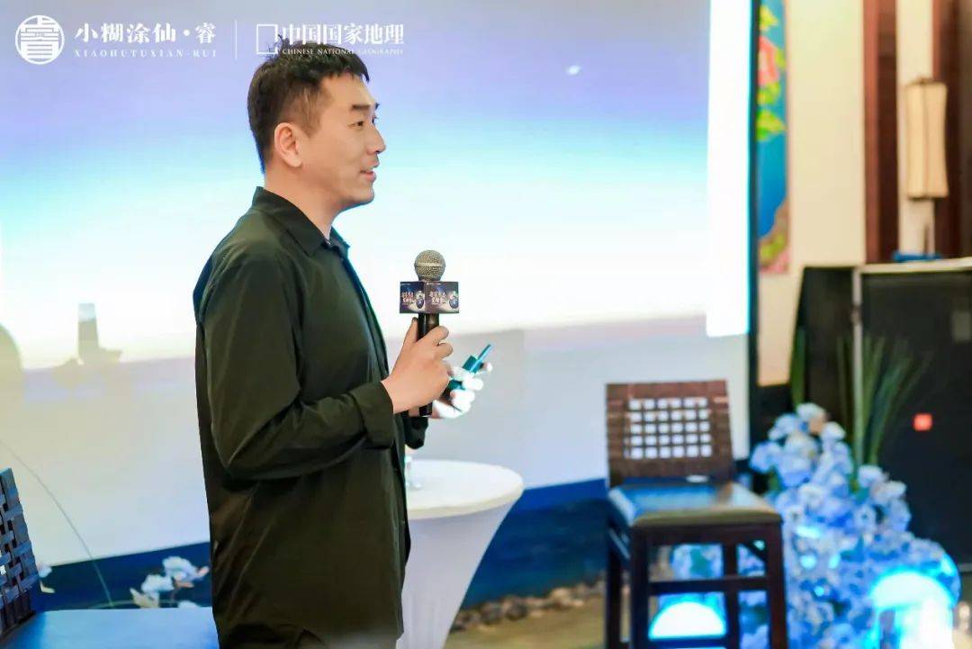 高新宇"中国国家地理"杂志编辑,清华大学"科学影像研究计划"合作人