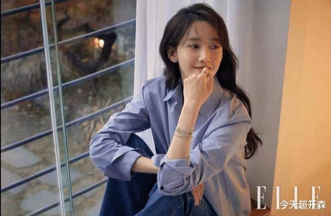 一身30岁林允儿近照，依旧少女感满满，网友：美出新高度！